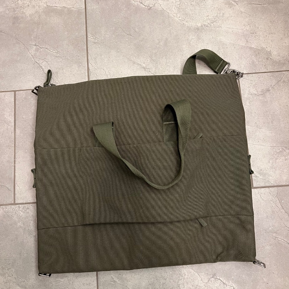 BEIS bag - Picture 2 of 2